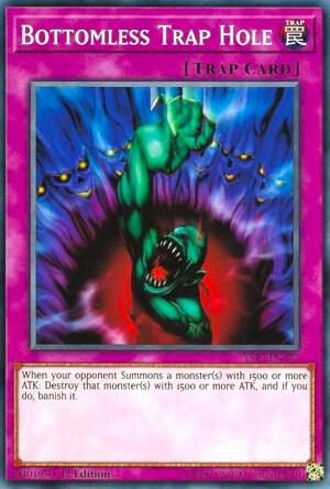 Bottomless Trap Hole - Starter Deck: Link Strike YuGiOh trading card