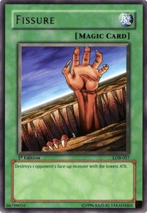 Fissure - The Legend of Blue Eyes White Dragon (LOB) #LOB-057 - Rare YuGiOh Trading Card