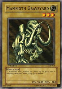 Mammoth Graveyard - Starter Deck: Yugi (SDY) #SDY-010 - Common / Short Print YuGiOh Trading Card