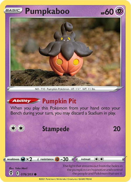 Pumpkaboo - SWSH07: Evolving Skies Pokémon trading card