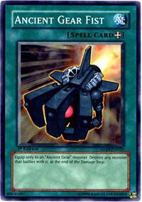 Ancient Gear Fist trading card from Structure Deck: Machine Re-Volt Ancient Gear Fist - Structure Deck: Machine Re-Volt YuGiOh trading card